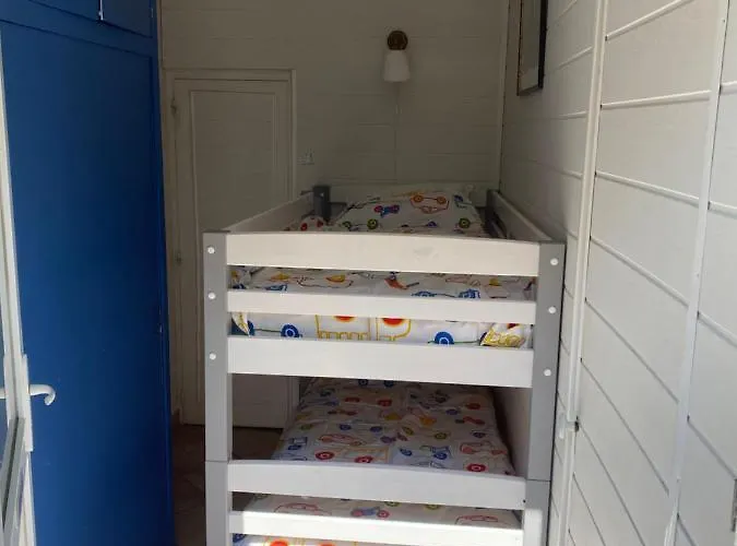 Holiday home Les Carlins Houlgate